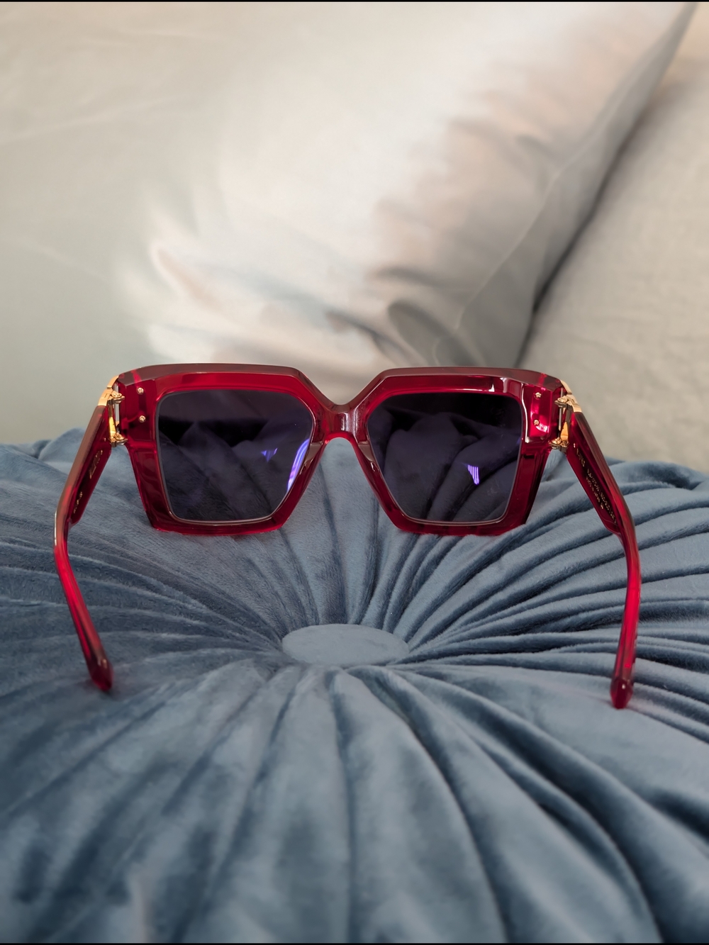 NIB Valentino V-Uno Translucent Red Gold Sunglasses VLS-107D